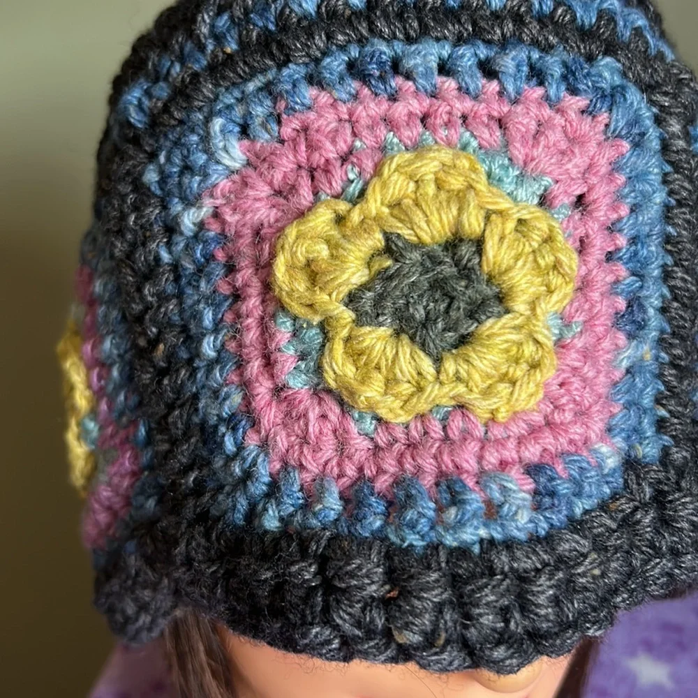 Crochet flowers medium wool blend beautiful new - Picture 8 of 11